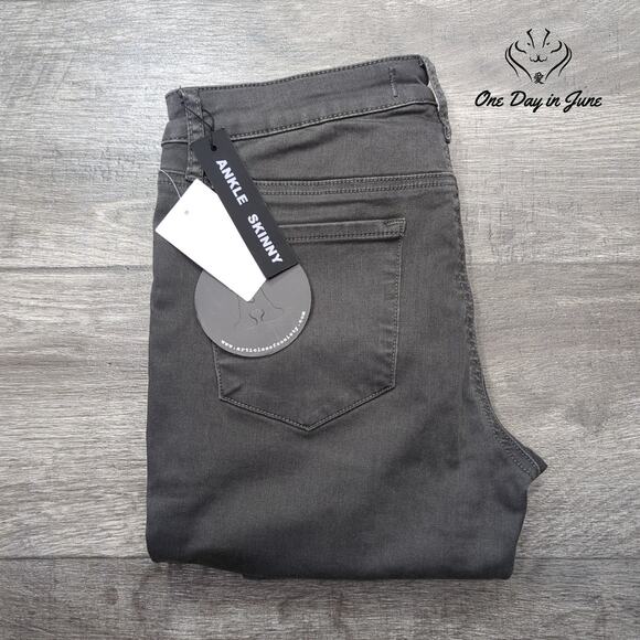 Articles of Society Fairbanks Midrise Skinny Ankle Jeans Size 27 (4) - Picture 6 of 6